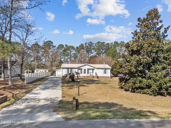 $269,500 | 407 Maplewood Drive Northwest, Calabash, NC 28467