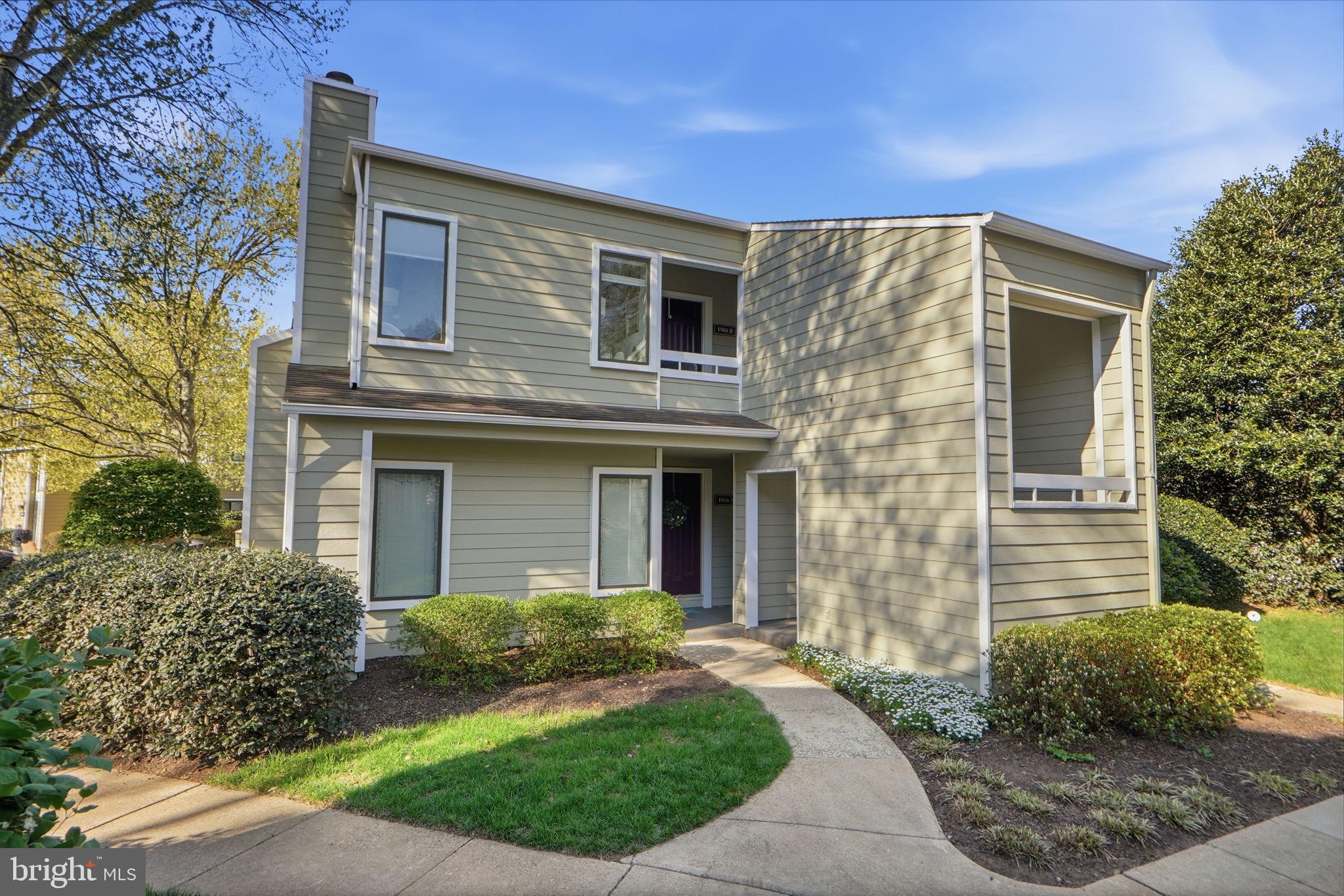 1968 Villaridge Drive Reston, VA 20191 - Photo 23 of 39 Building Exterior