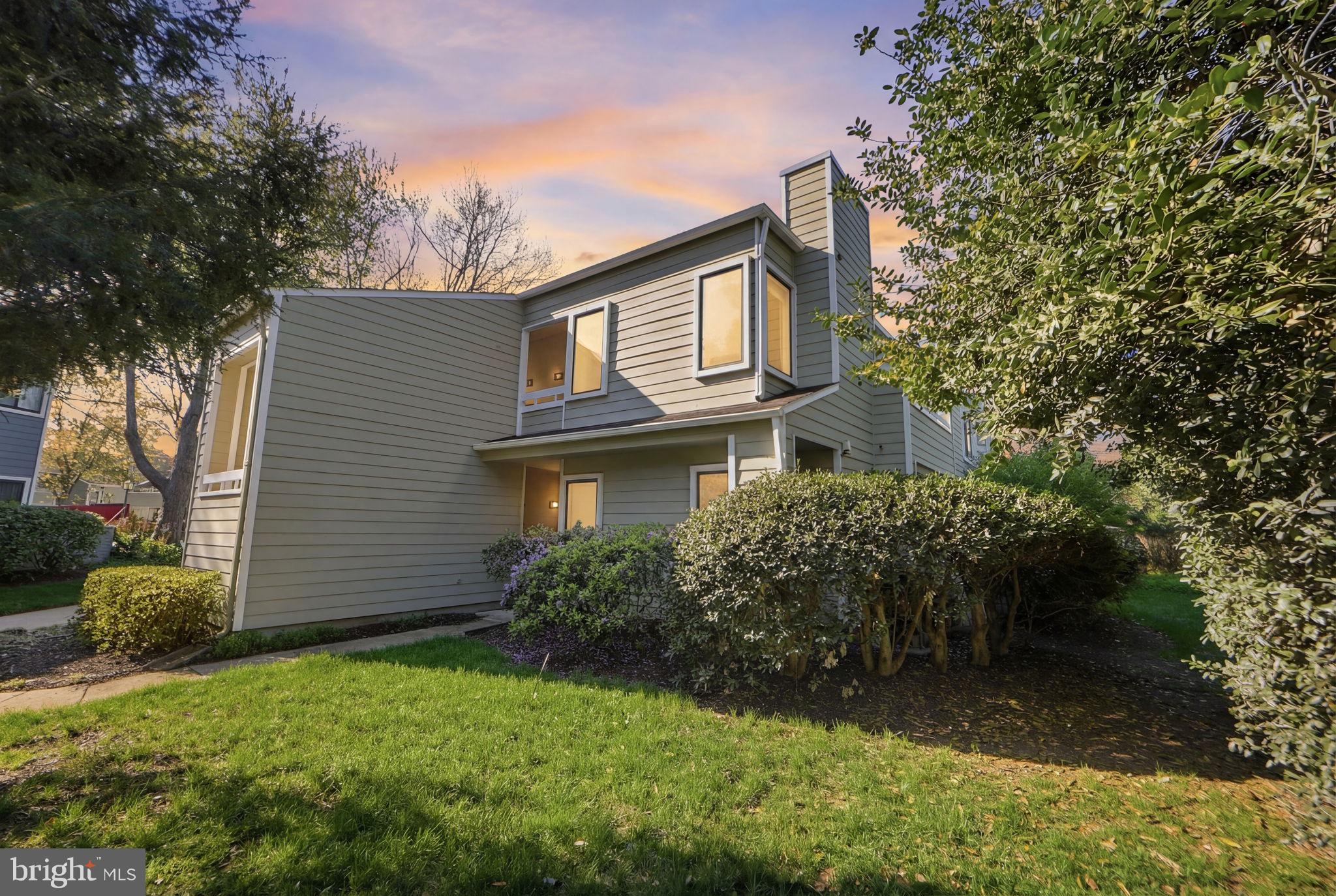 1968 Villaridge Drive Reston, VA 20191 - Photo 24 of 39 Building Exterior