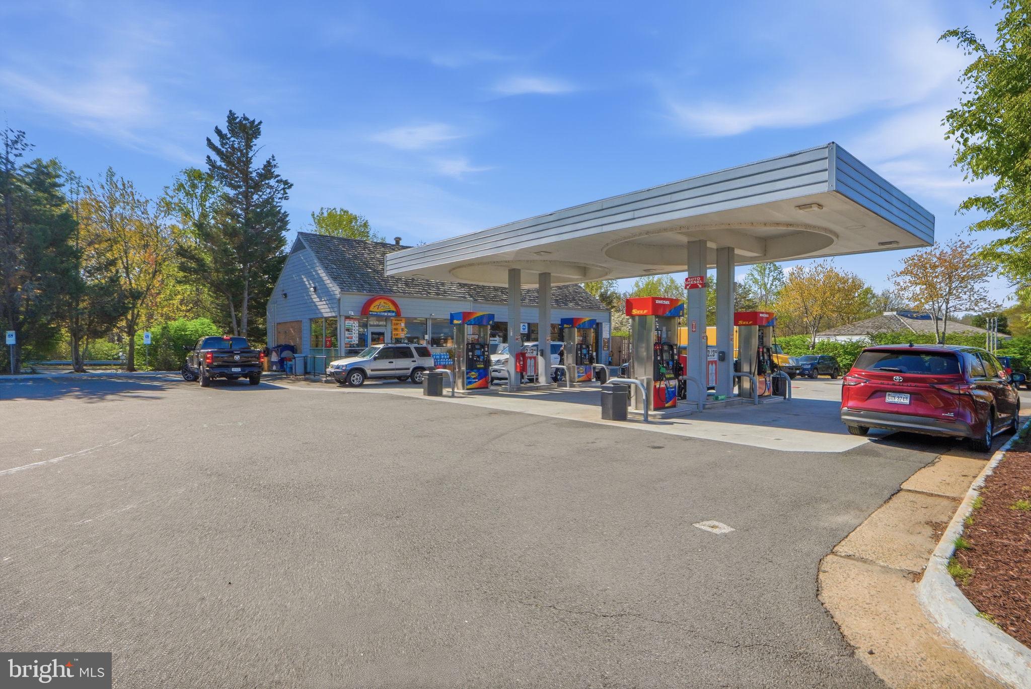 1968 Villaridge Drive Reston, VA 20191 - Photo 31 of 39