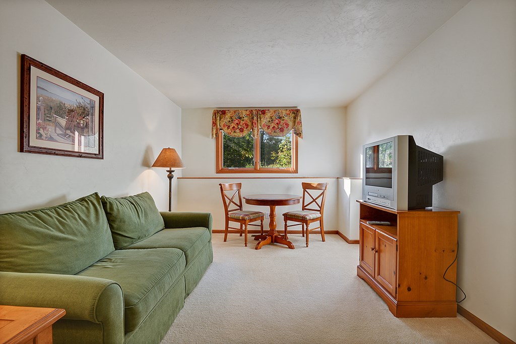 7585 Meadow Ridge Road, Unit J37 Egg Harbor, WI 54209 - Photo 14 of 22