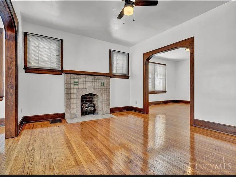 4363 Ridgeview Avenue, Unit 2 Cincinnati, OH 45238 - Photo 3 of 15