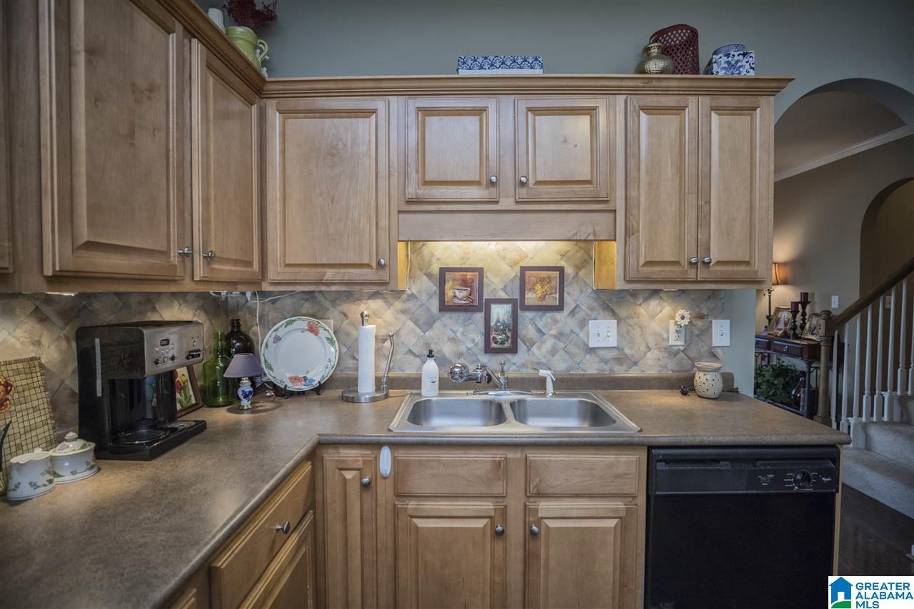 204 Nottingham Drive Calera, AL 35040 - Photo 11 of 31
