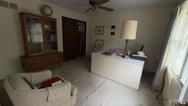 $275,000 | 621 Claymont Estates Drive, Chesterfield, MO 63017