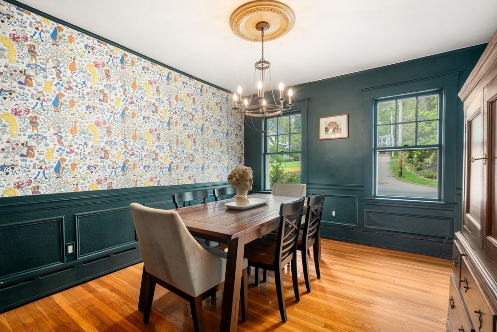 98 Brook Street Wellesley, MA 02482 - Photo 10 of 30