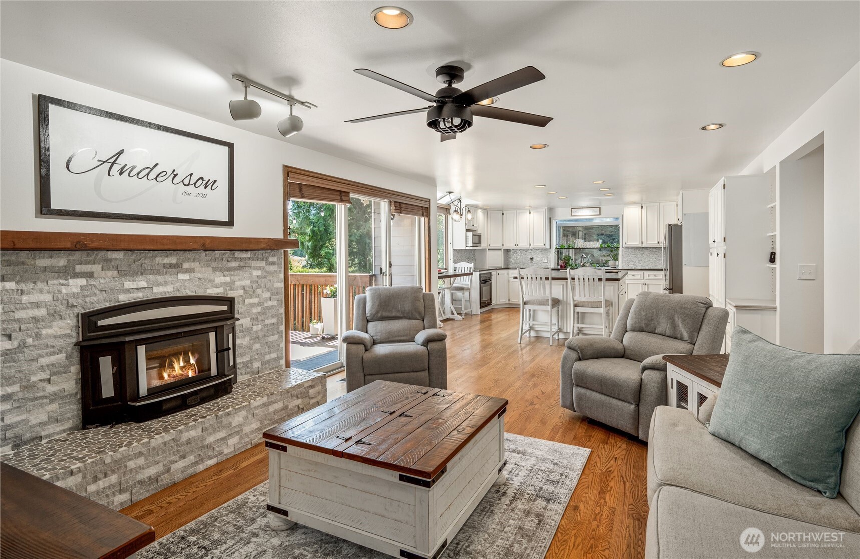 21019 47th Drive Southeast Bothell, WA 98021 - Photo 11 of 32