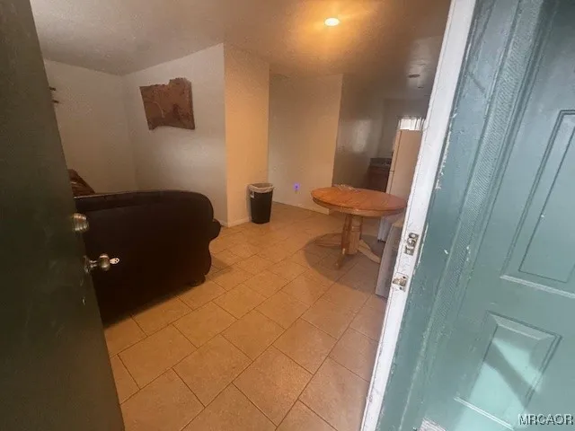 $1,500 | 390 1/2 Summit Boulevard, Big Bear Lake, CA 92315