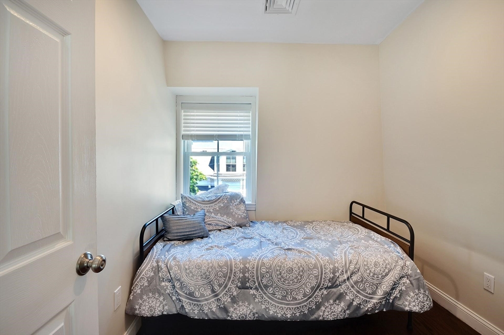 9 Atlantic Street Boston, MA 02127 - Photo 21 of 26