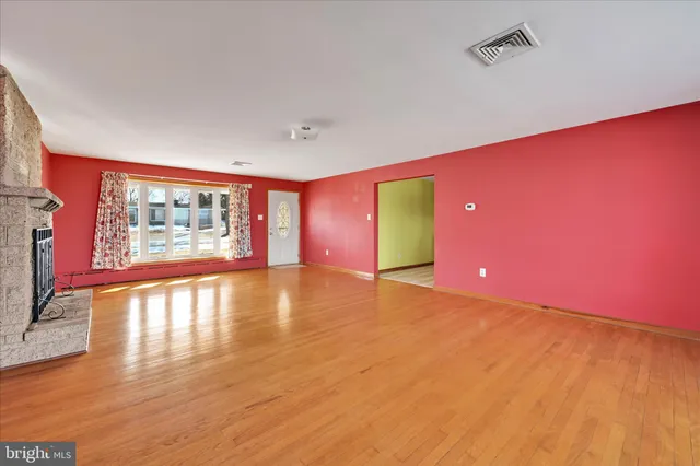 $399,900 | 263 Eisenhower Road, Palmyra, PA 17078