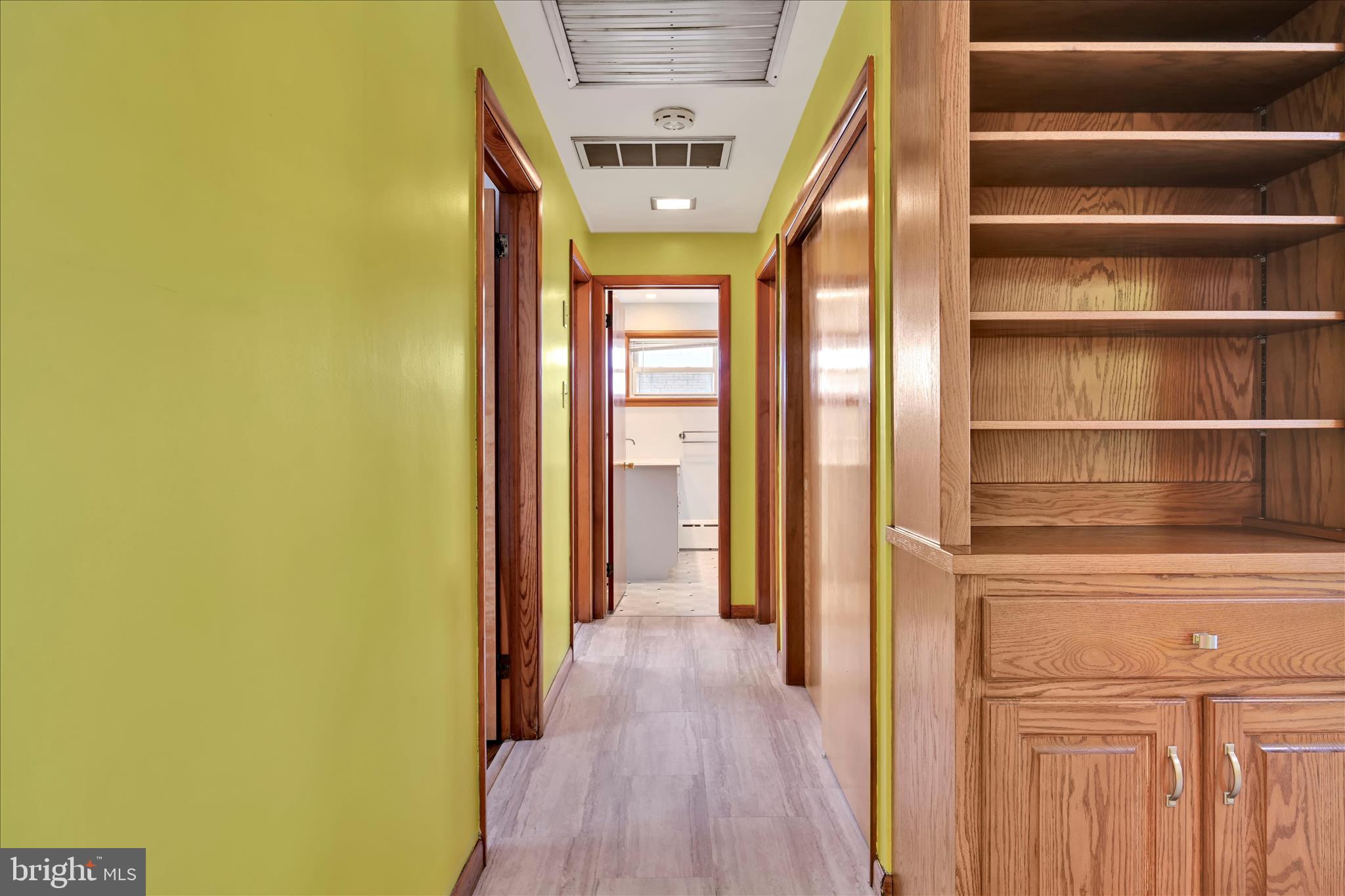 263 Eisenhower Road Palmyra, PA 17078 - Photo 15 of 33 Hallway