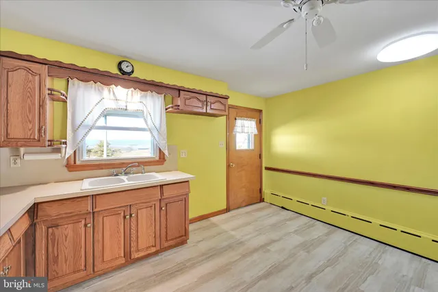 $399,900 | 263 Eisenhower Road, Palmyra, PA 17078