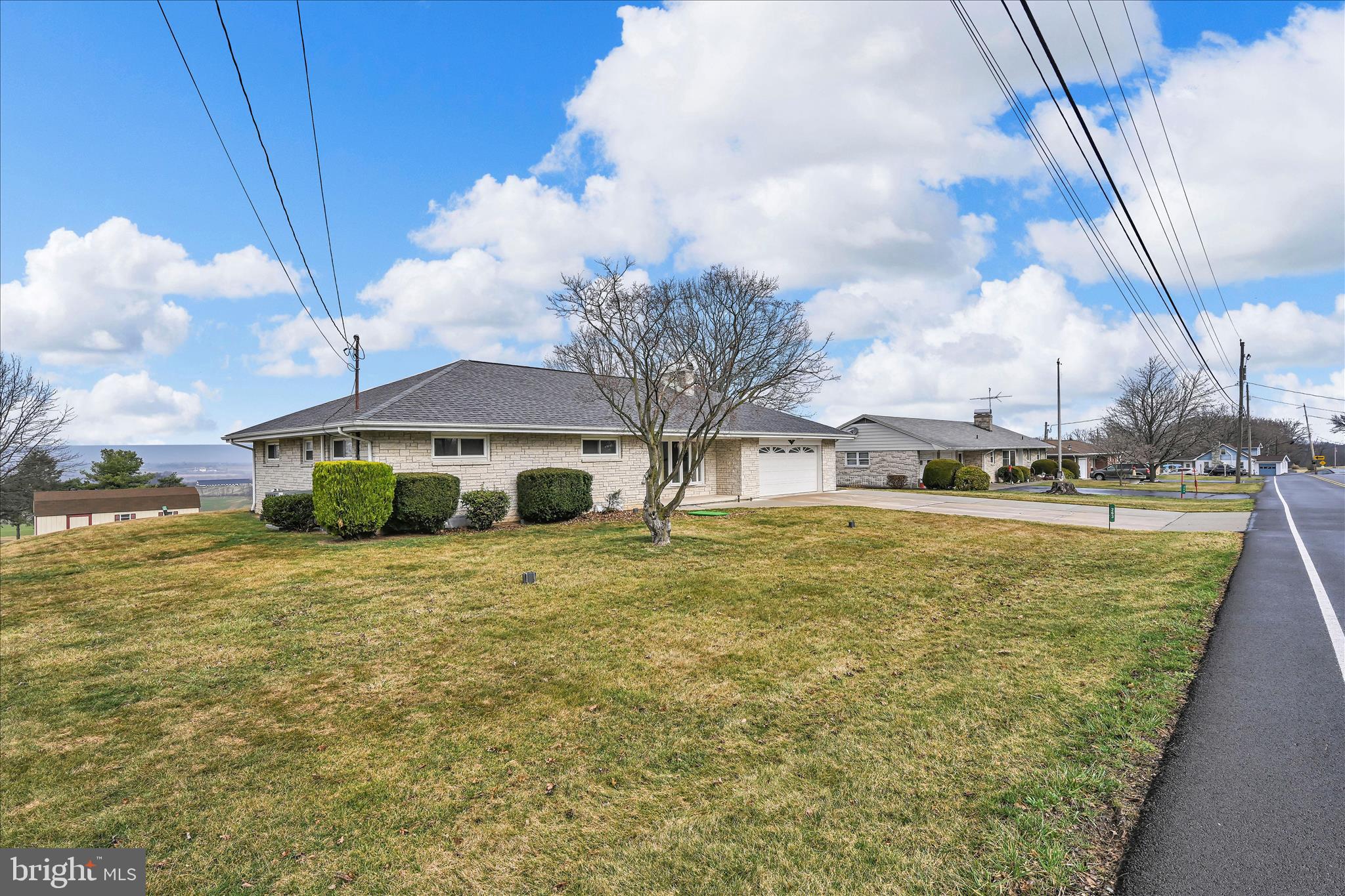 263 Eisenhower Road Palmyra, PA 17078 - Photo 4 of 28 Exterior Front