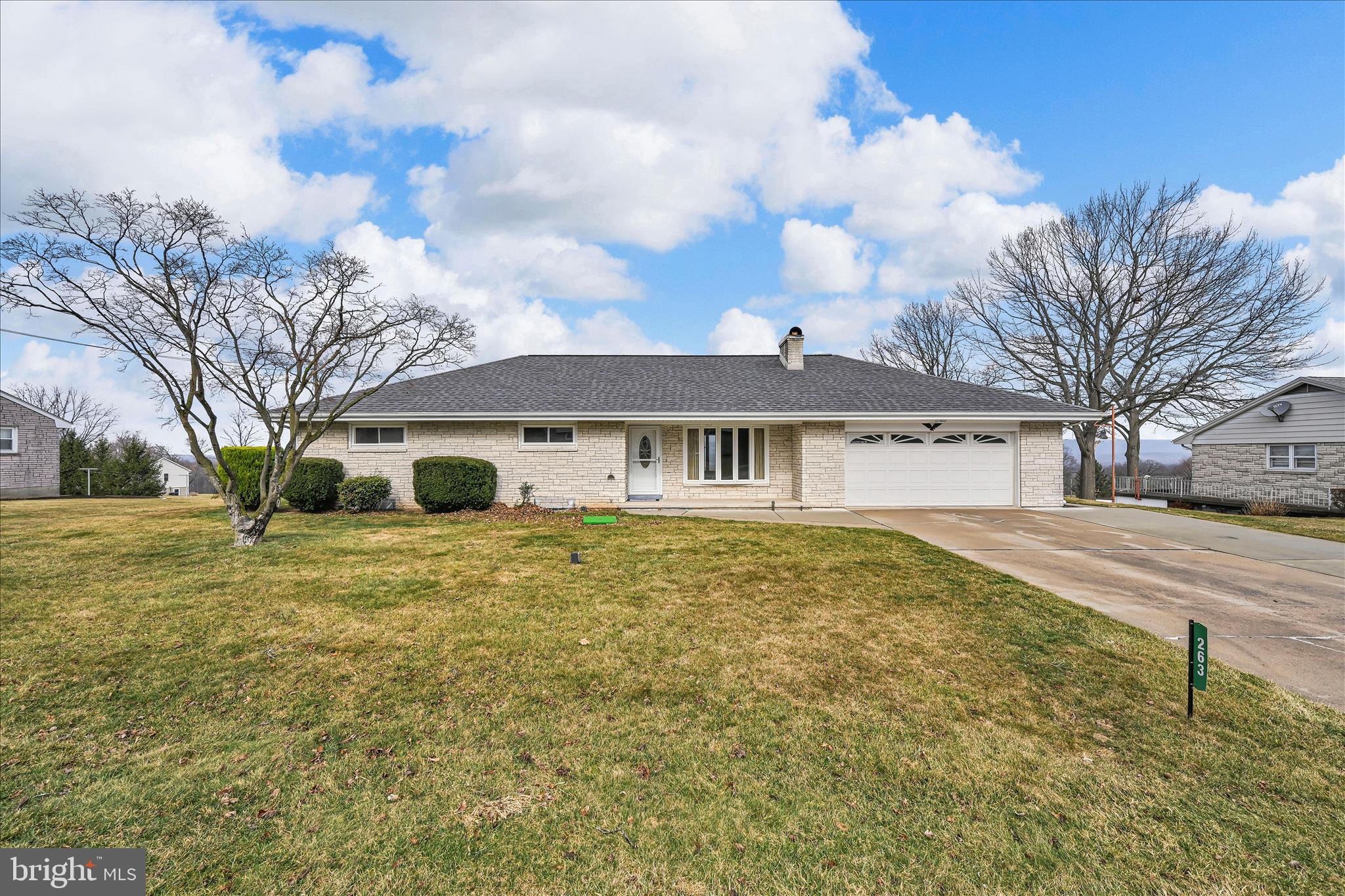 263 Eisenhower Road Palmyra, PA 17078 - Photo 6 of 28 Exterior Front