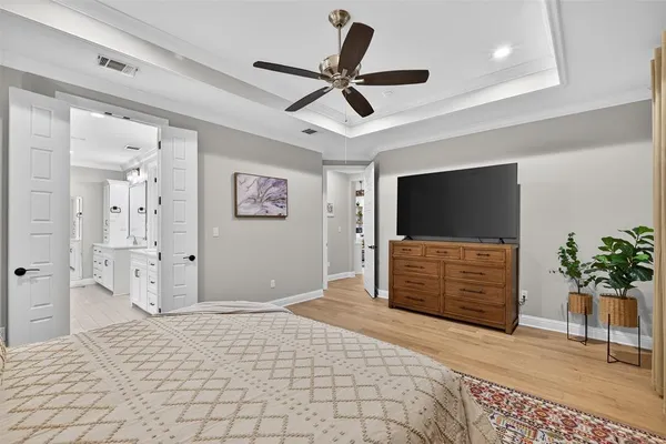 $585,000 | 168 North Canal Drive, Bossier City, LA 71111