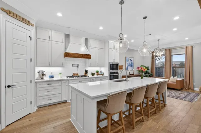 $595,000 | 168 North Canal Drive, Bossier City, LA 71111