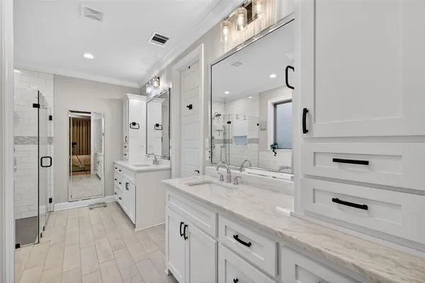 $585,000 | 168 North Canal Drive, Bossier City, LA 71111