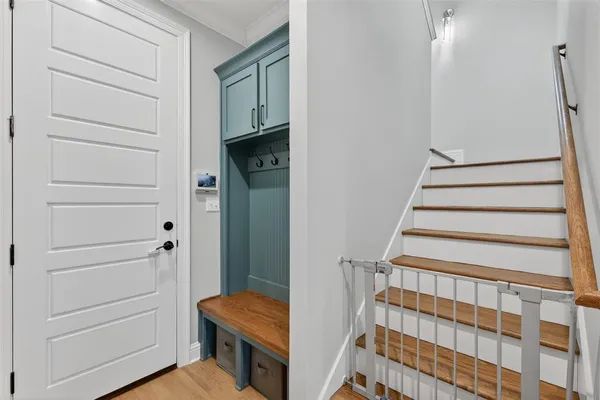 $585,000 | 168 North Canal Drive, Bossier City, LA 71111