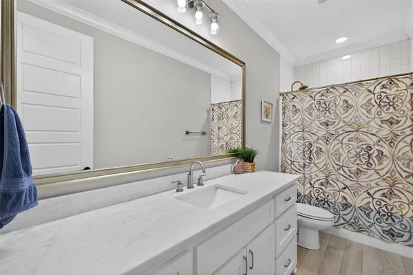 $585,000 | 168 North Canal Drive, Bossier City, LA 71111