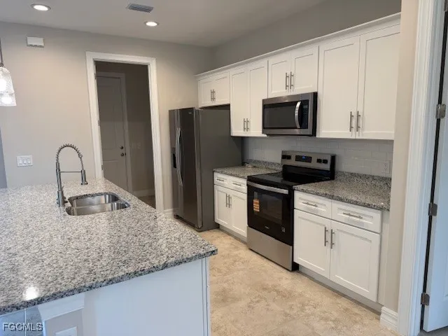 $499,900 | 2827 Northwest 14th Terrace, Cape Coral, FL 33993