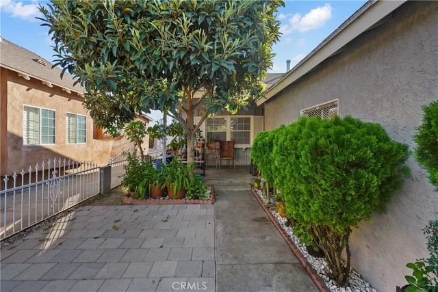 a view of living room