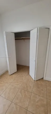 $2,300 | 375 East 14th Street, Unit 377, Hialeah, FL 33010