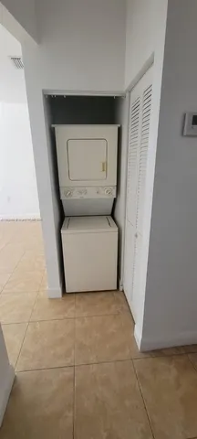 $2,300 | 375 East 14th Street, Unit 377, Hialeah, FL 33010