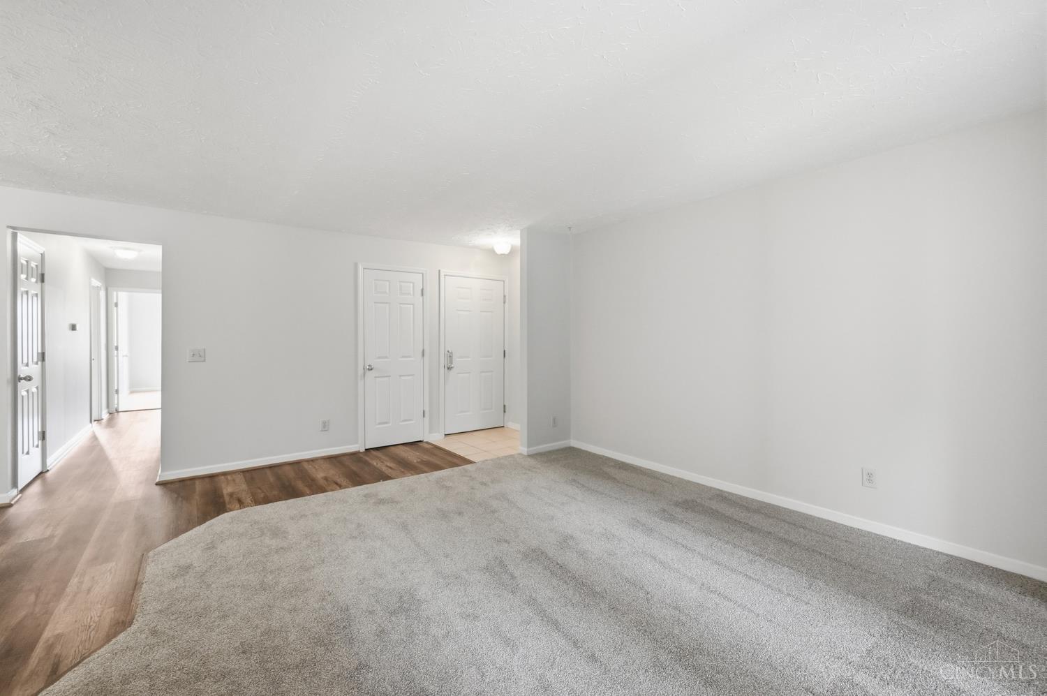 10512 West Road, Unit 34 Harrison, OH 45030 - Photo 7 of 32