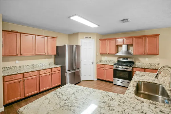 $375,000 | 1006 Stillgate Court, Spring, TX 77373