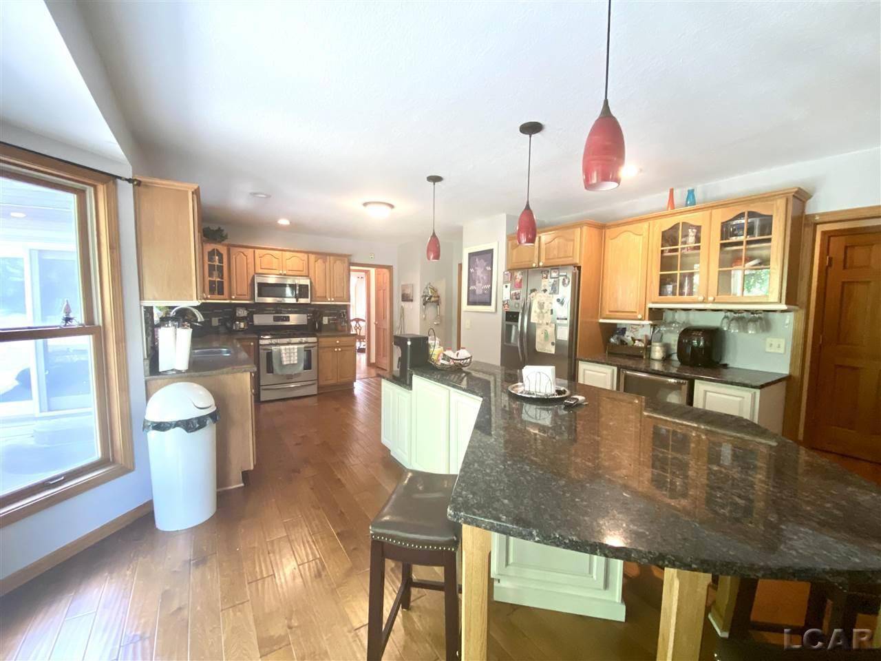 2705 East Carleton Road Adrian, MI 49221 - Photo 21 of 28 50044801-20.JPG