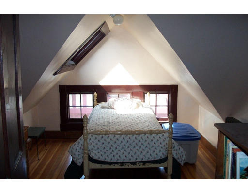 91 Mulberry Street Springfield, MA 01105 - Photo 10 of 14 Gallery Image 10