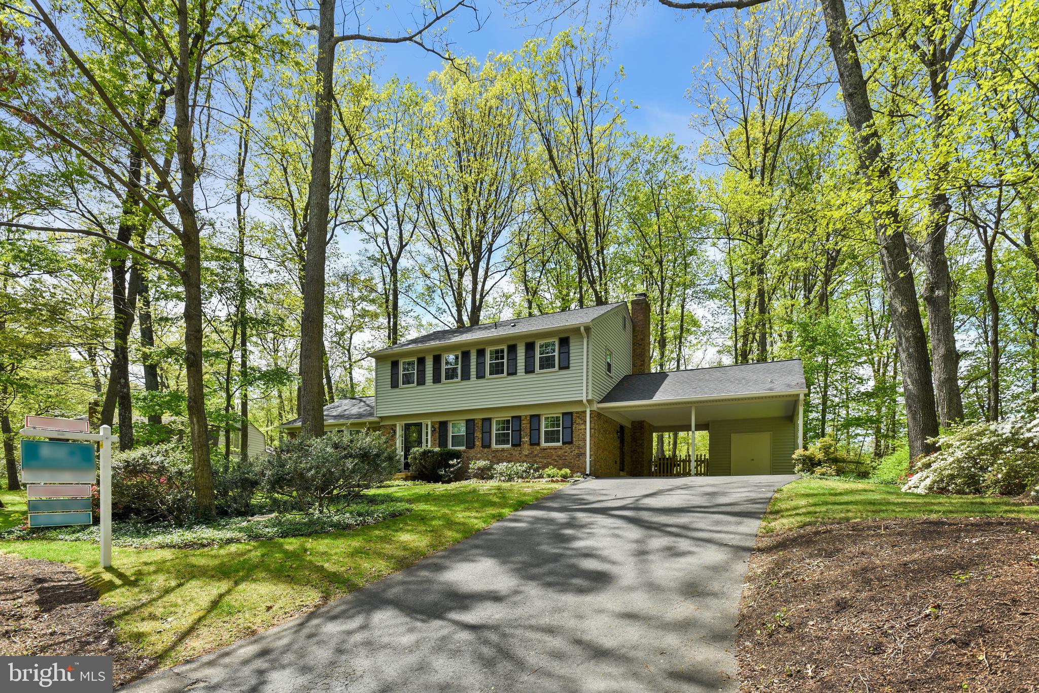 2404 Bugle Lane Reston, VA 20191 - Photo 5 of 67