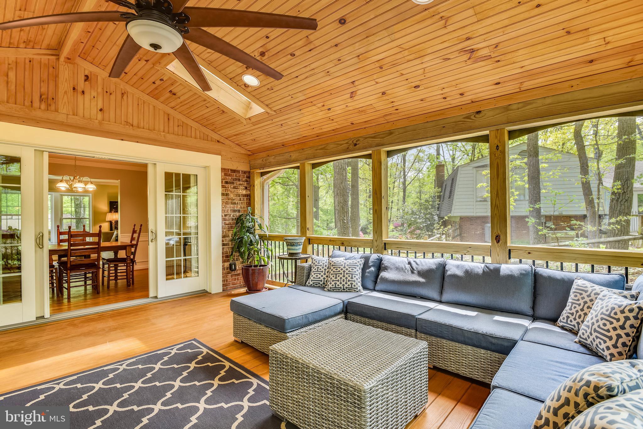 2404 Bugle Lane Reston, VA 20191 - Photo 8 of 67 Screened Porch