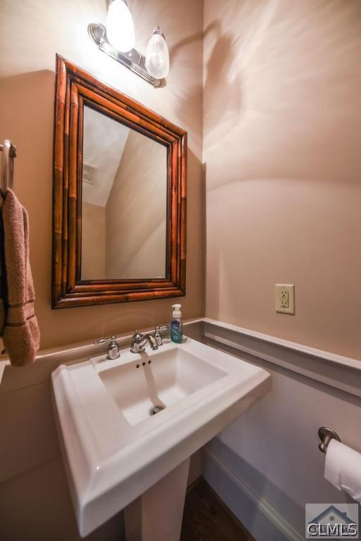 126 Briarcliff Road, Unit 8 Athens, GA 30606 - Photo 6 of 29 Gallery Image 6