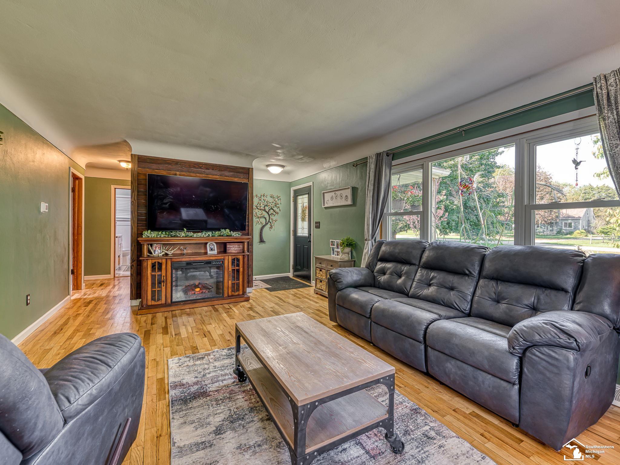 1359 Moore Road Adrian, MI 49221 - Photo 5 of 39 Gallery Image 5