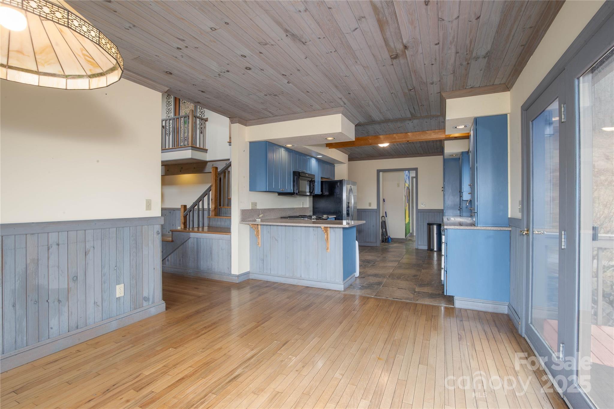 400 Three Dog Mountain Road Bakersville, NC 28705 - Photo 12 of 48