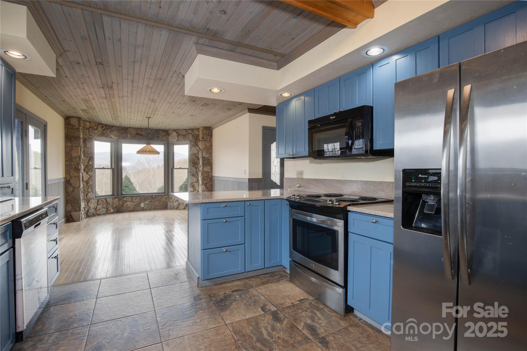 400 Three Dog Mountain Road Bakersville, NC 28705 - Photo 14 of 48