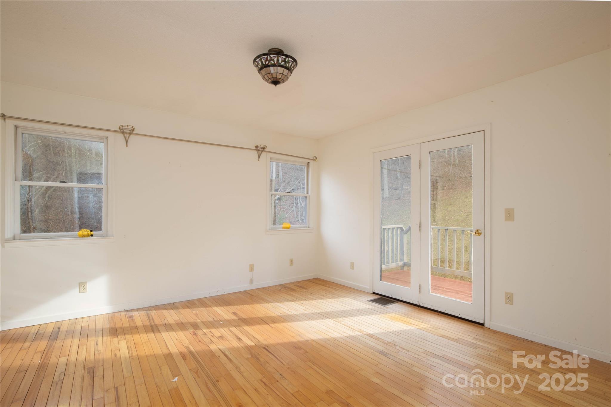 400 Three Dog Mountain Road Bakersville, NC 28705 - Photo 24 of 48