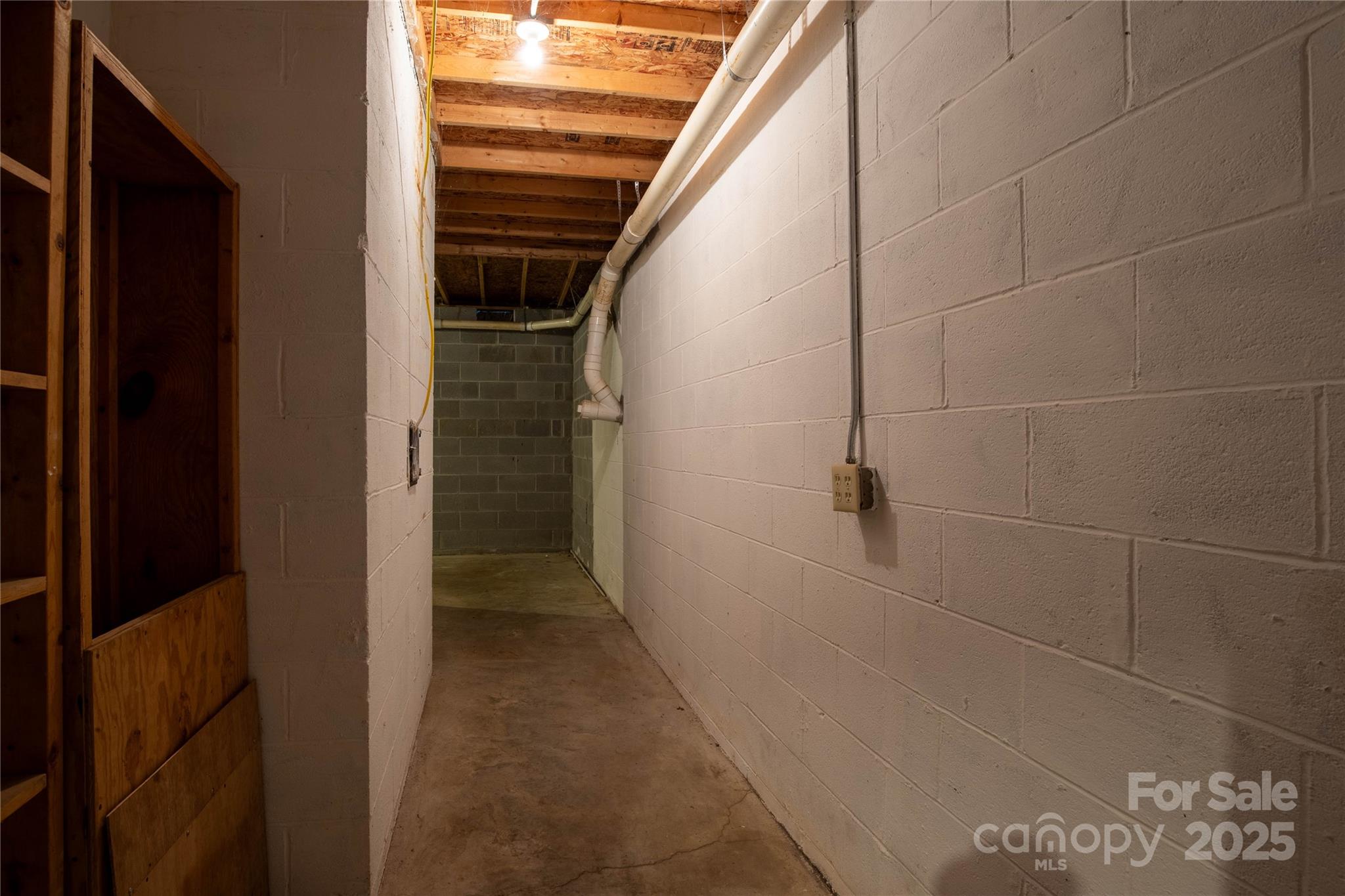 400 Three Dog Mountain Road Bakersville, NC 28705 - Photo 31 of 48