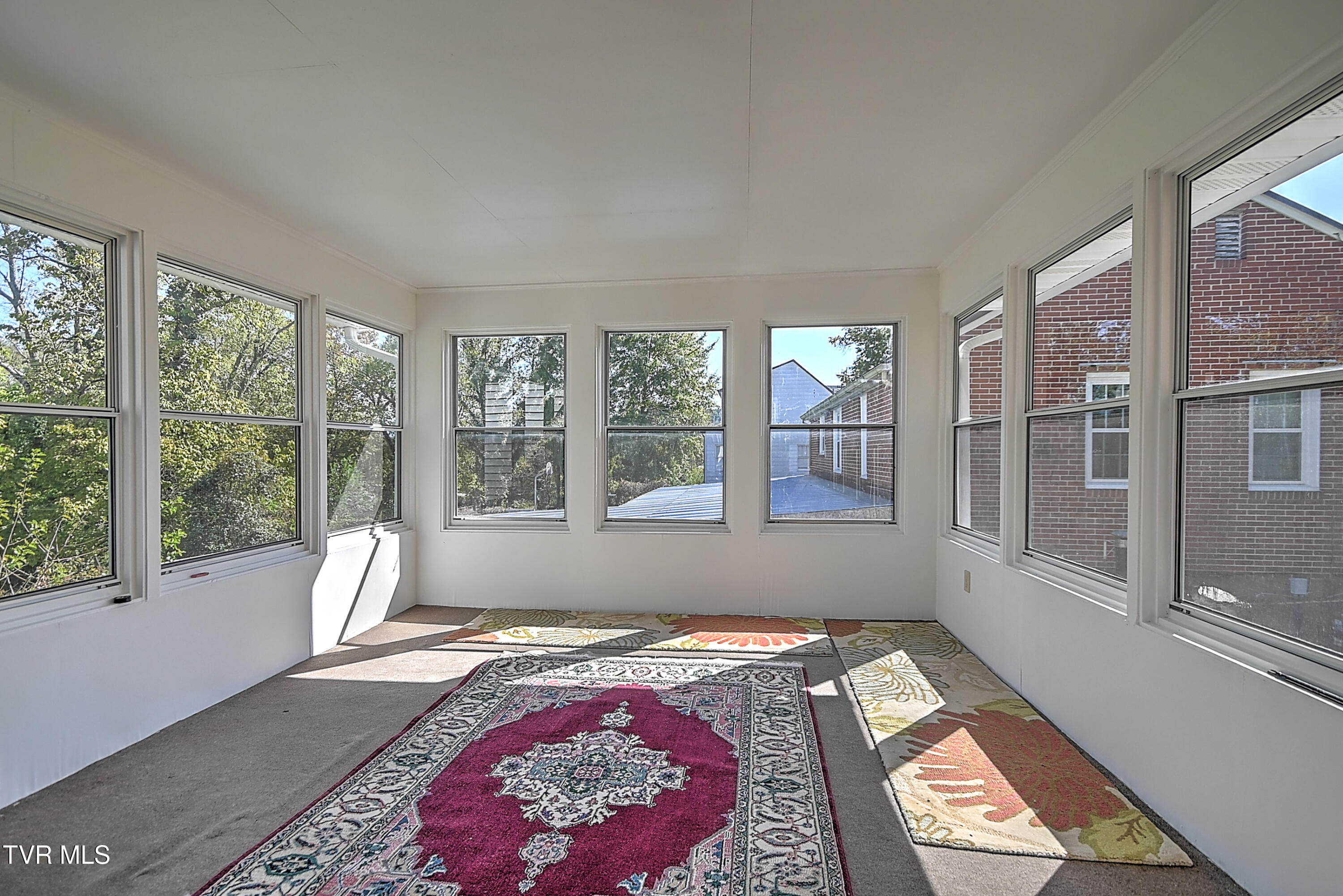 101 Tween Hills Road Bristol, TN 37620 - Photo 24 of 41 101 Tween Hills LR-28