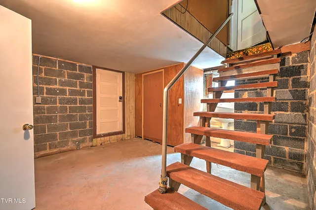 $199,900 | 101 Tween Hills Road, Bristol, TN 37620