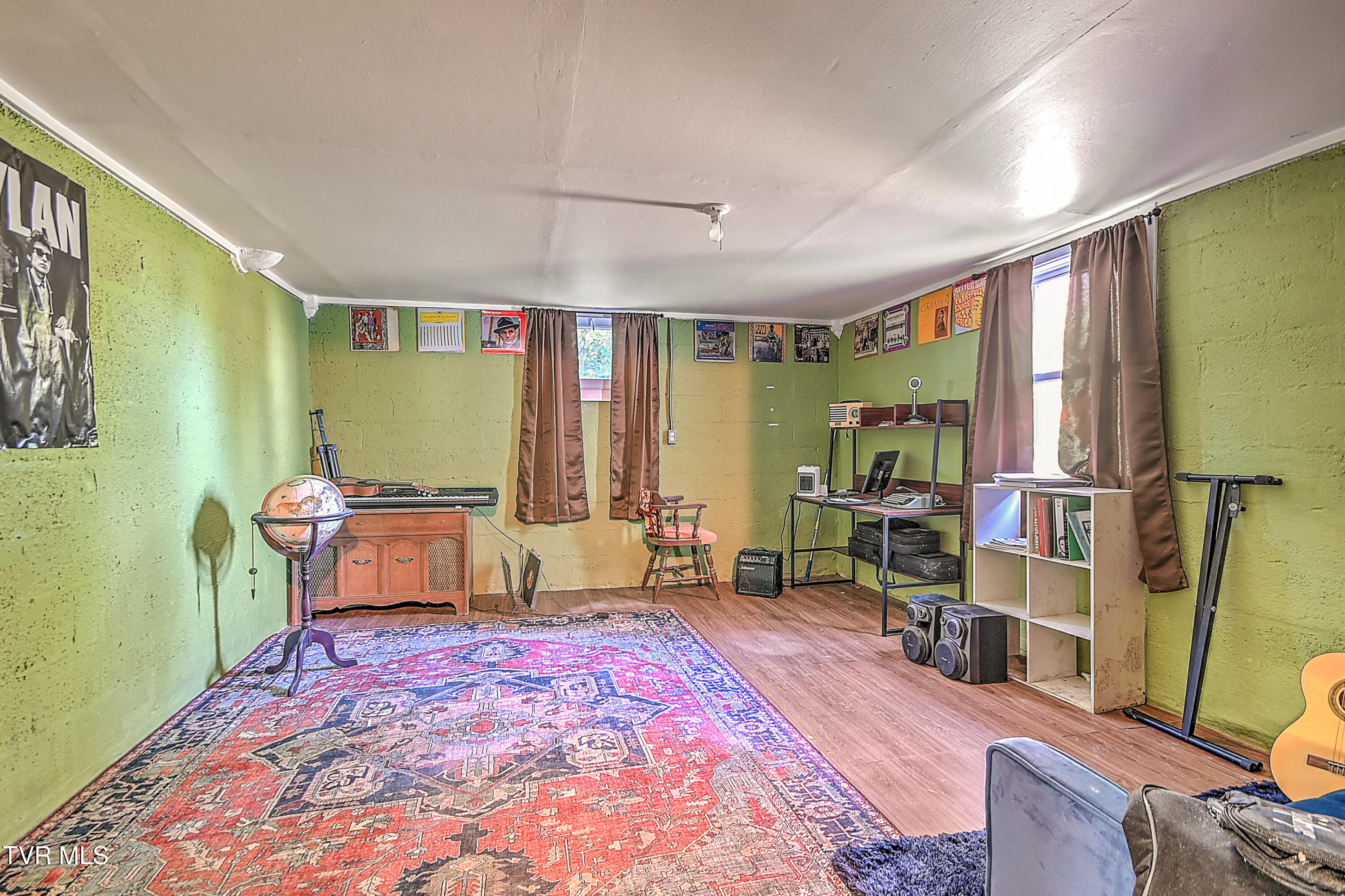 101 Tween Hills Road Bristol, TN 37620 - Photo 28 of 41 101 Tween Hills LR-26