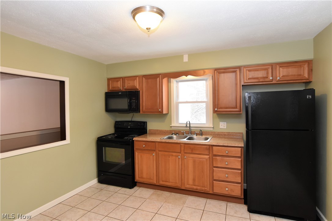 4521 Viall Road Youngstown, OH 44515 - Photo 14 of 30 Gallery Image 14