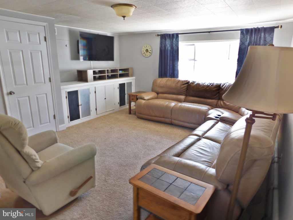 11 Rita Road Yardley, PA 19067 - Photo 13 of 32 Family Room