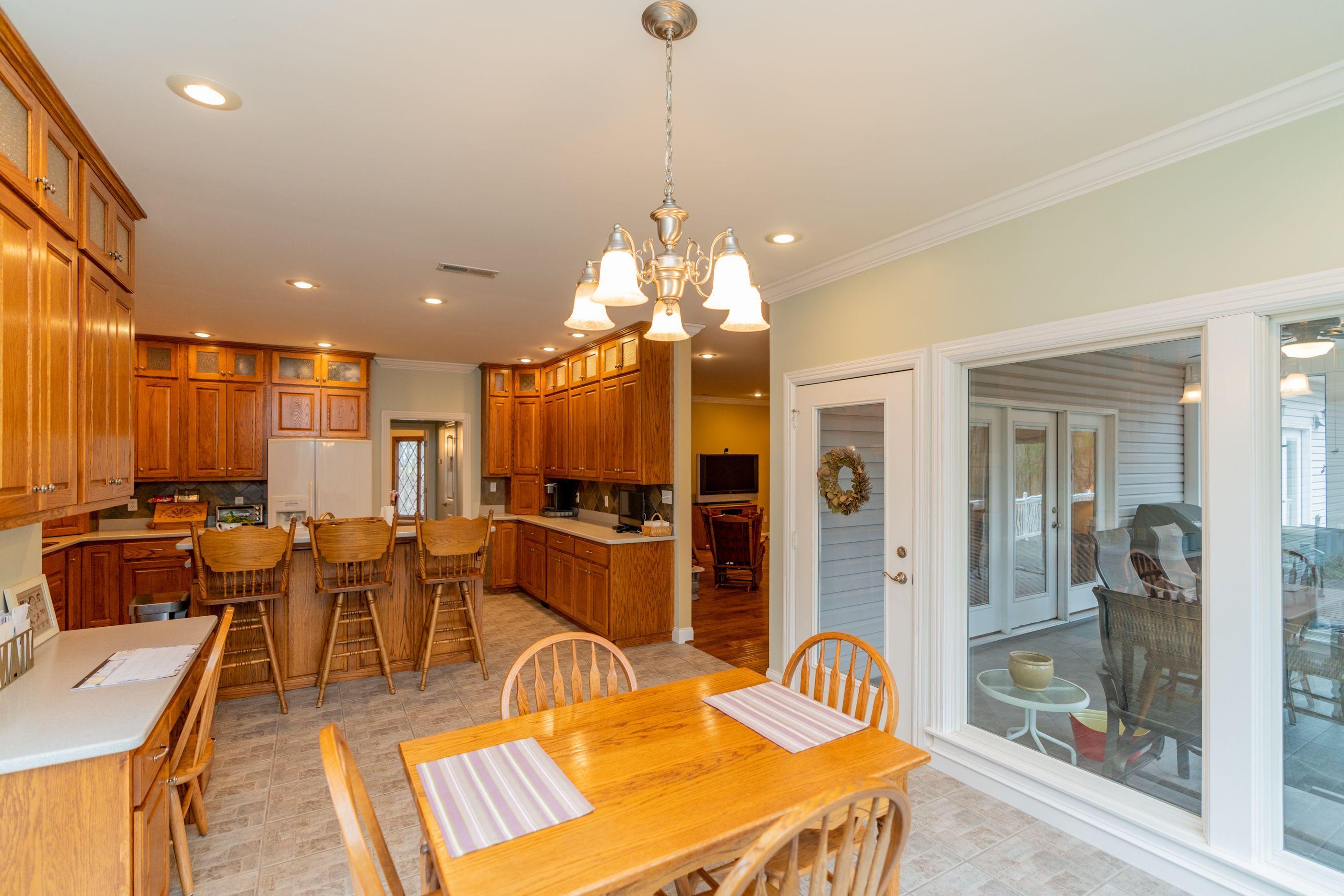 585 Winding Ridge Road Rock Spring, GA 30739 - Photo 20 of 74 Kitchen