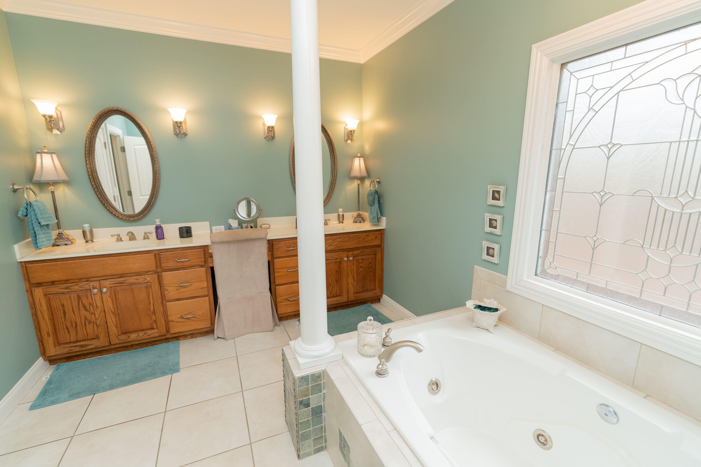 585 Winding Ridge Road Rock Spring, GA 30739 - Photo 36 of 74 Master Bathroom