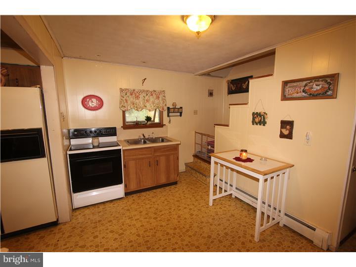 59 3rd Street Oneida, PA 18202 - Photo 7 of 13 Gallery Image 7