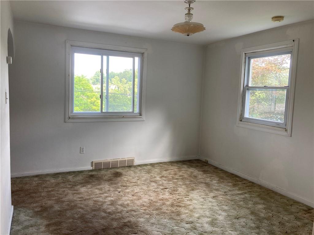 2016 McKinney Road Monroeville, PA 15146 - Photo 7 of 23 Gallery Image 7