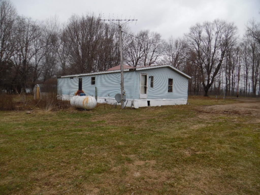14991 Steininger Road Marcellus, MI 49067 - Photo 2 of 12 2 8 17 (5)