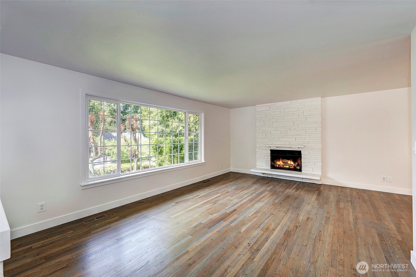 19807 80th Place West Edmonds, WA 98026 - Photo 15 of 40