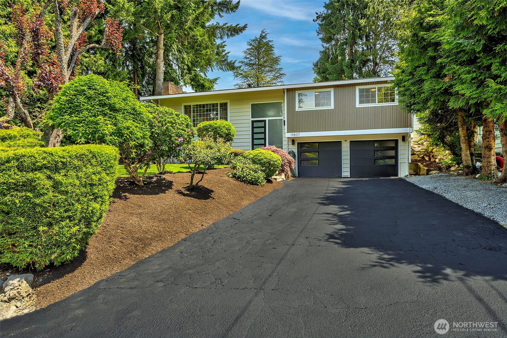 19807 80th Place West Edmonds, WA 98026 - Photo 34 of 40